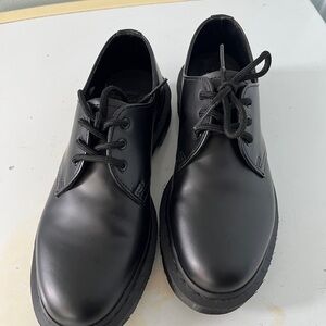 Women’s Black Leather Doc Martens Oxford dress shoes